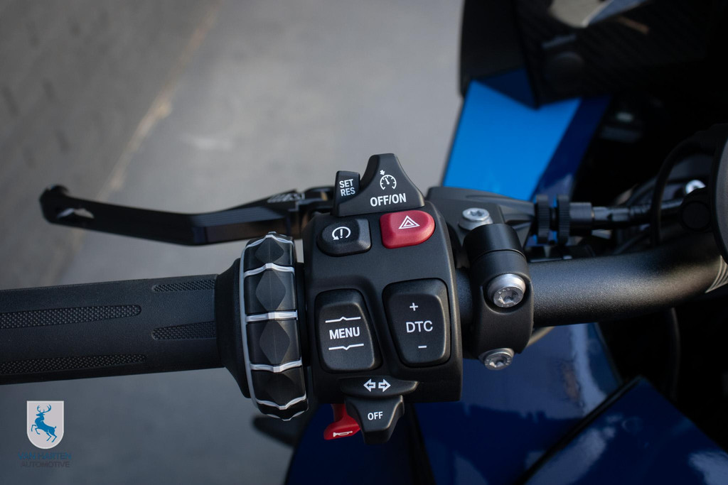46401111-17.jpg
