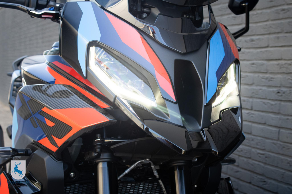 46401111-6.jpg