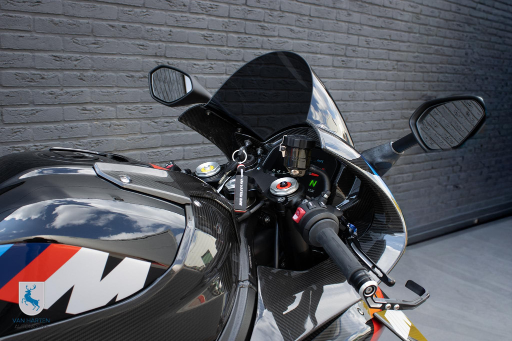 50567070-6.jpg