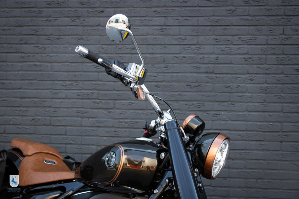 54601664-4.jpg